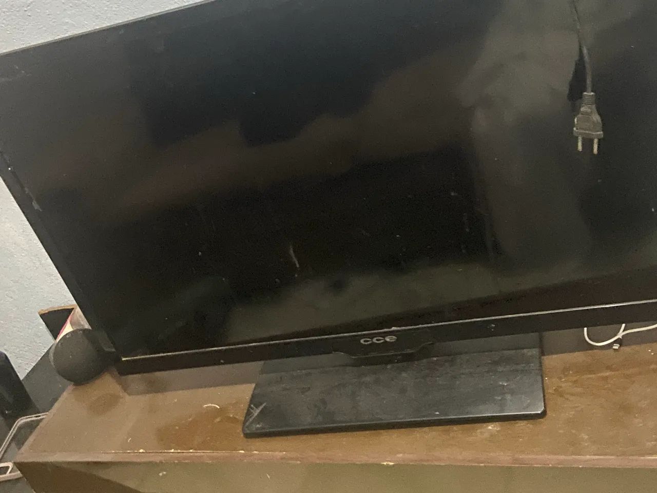 Televisão cce (leia o anúncio)