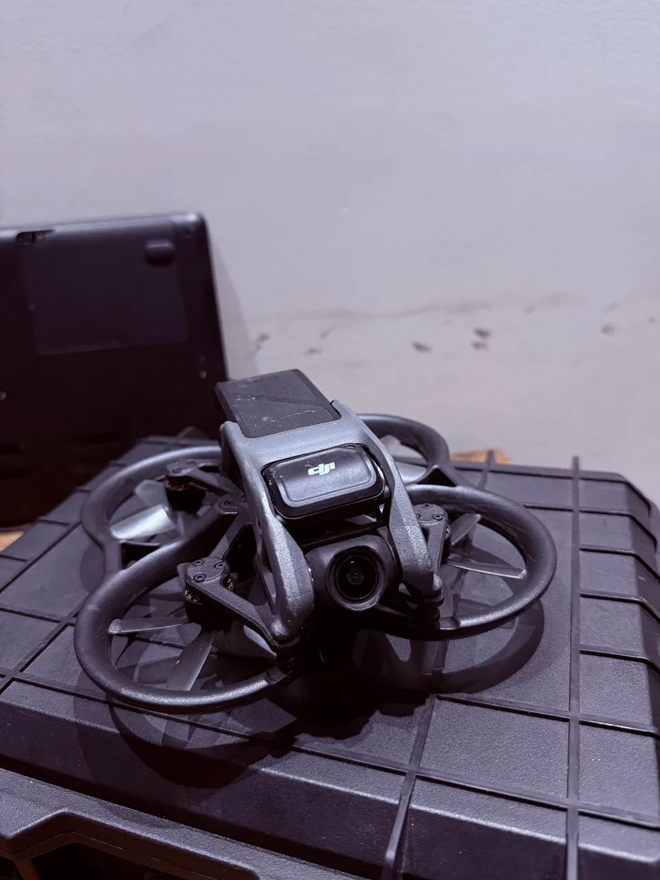 Drone DJI Avata 1 COMPLETO - FPV + Óculos + Controle + Case (TOP) - Foto 3