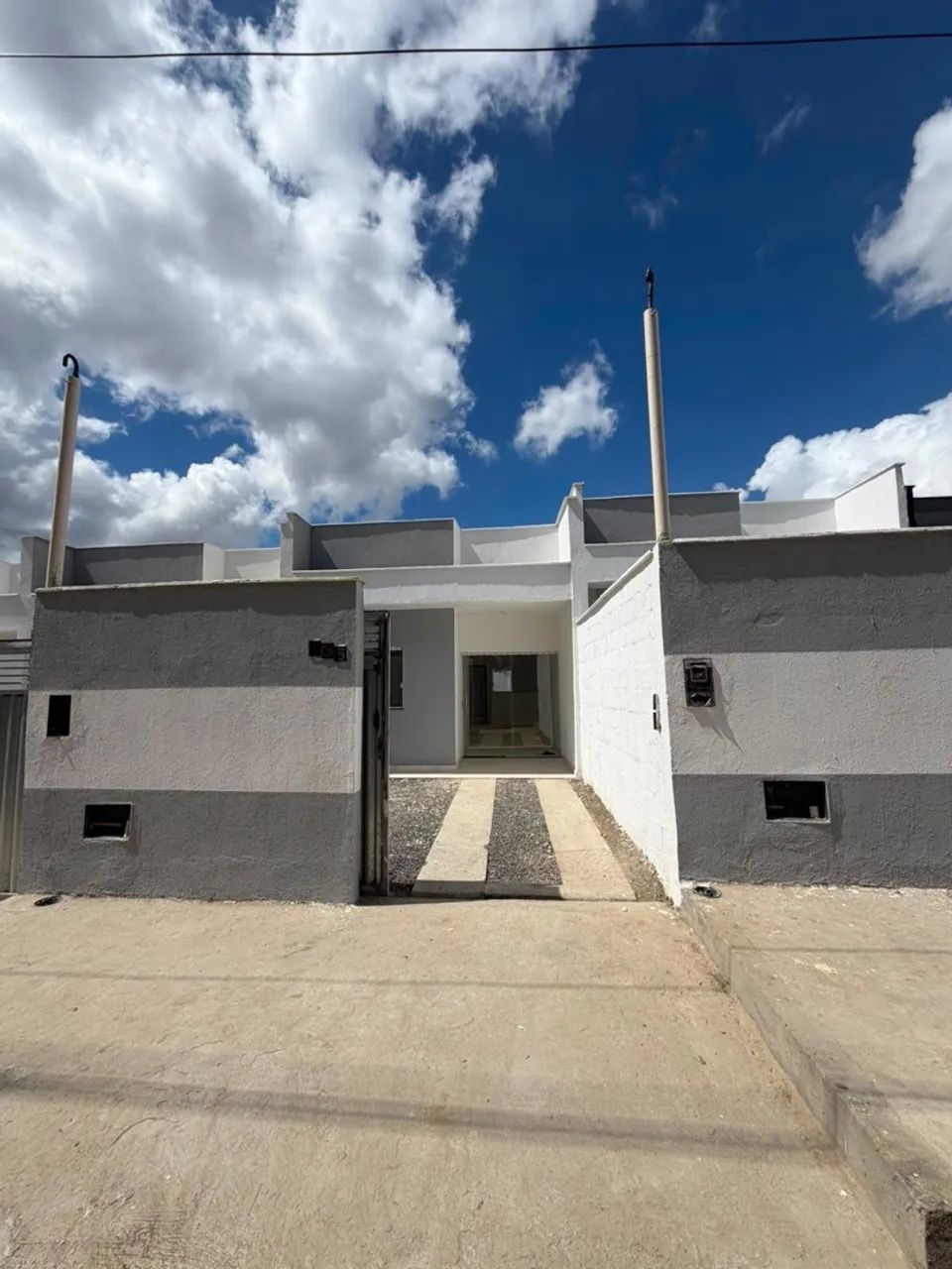 Casa 2/4 à Venda no Bairro Conceição 