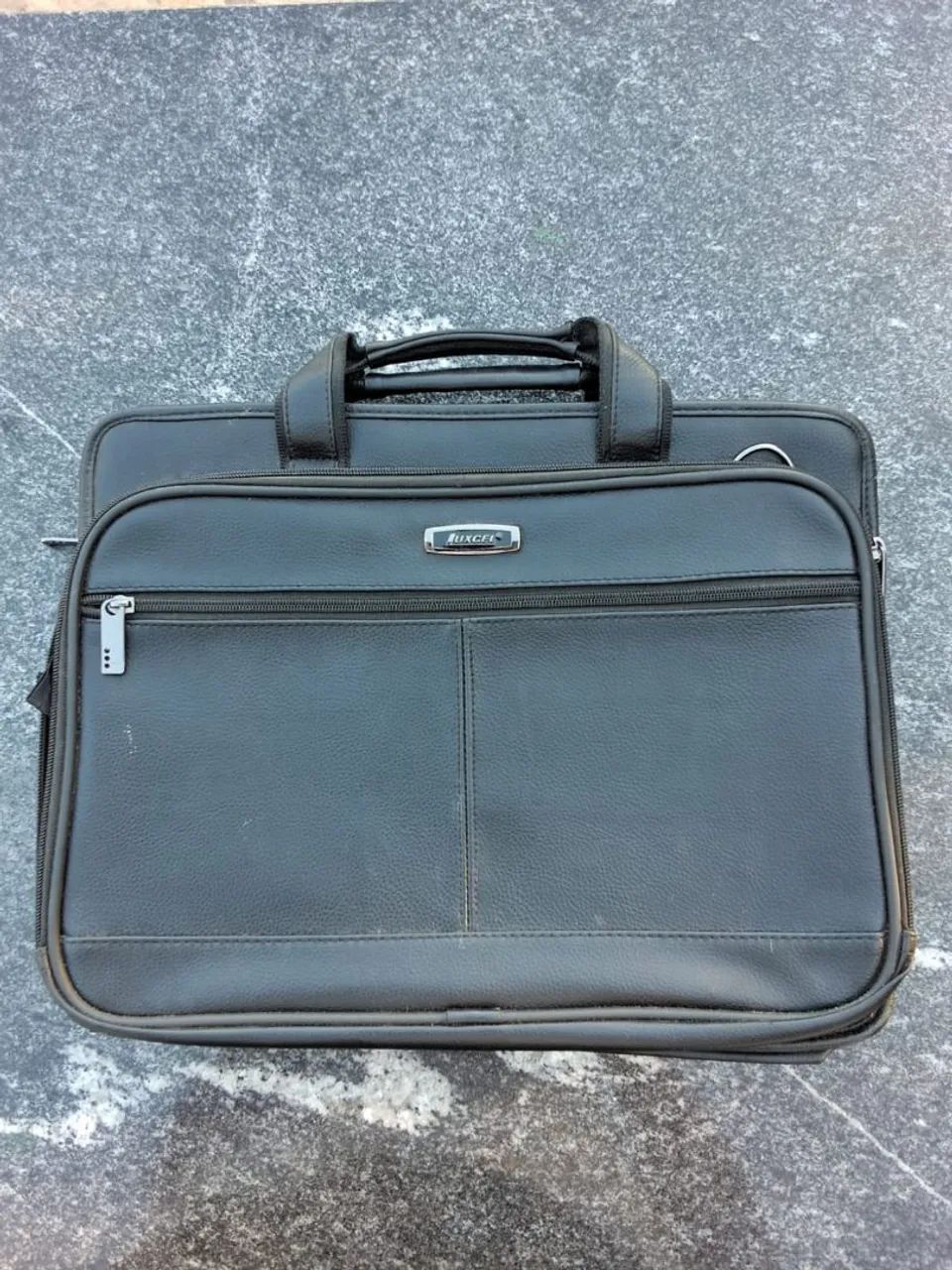 Bolsa para notebook com vários compartimentos 