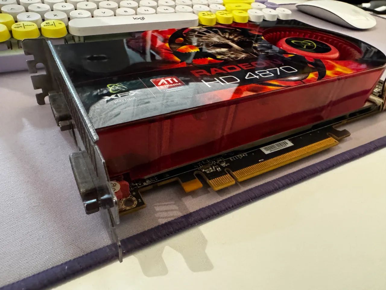 Placa de Vídeo ATI Radeon 4870 1gb - Foto 2