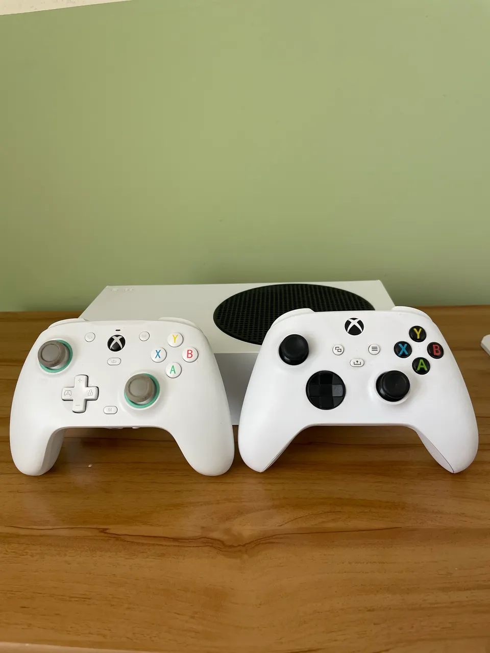 Xbox séries s + 2 controles  - Foto 3