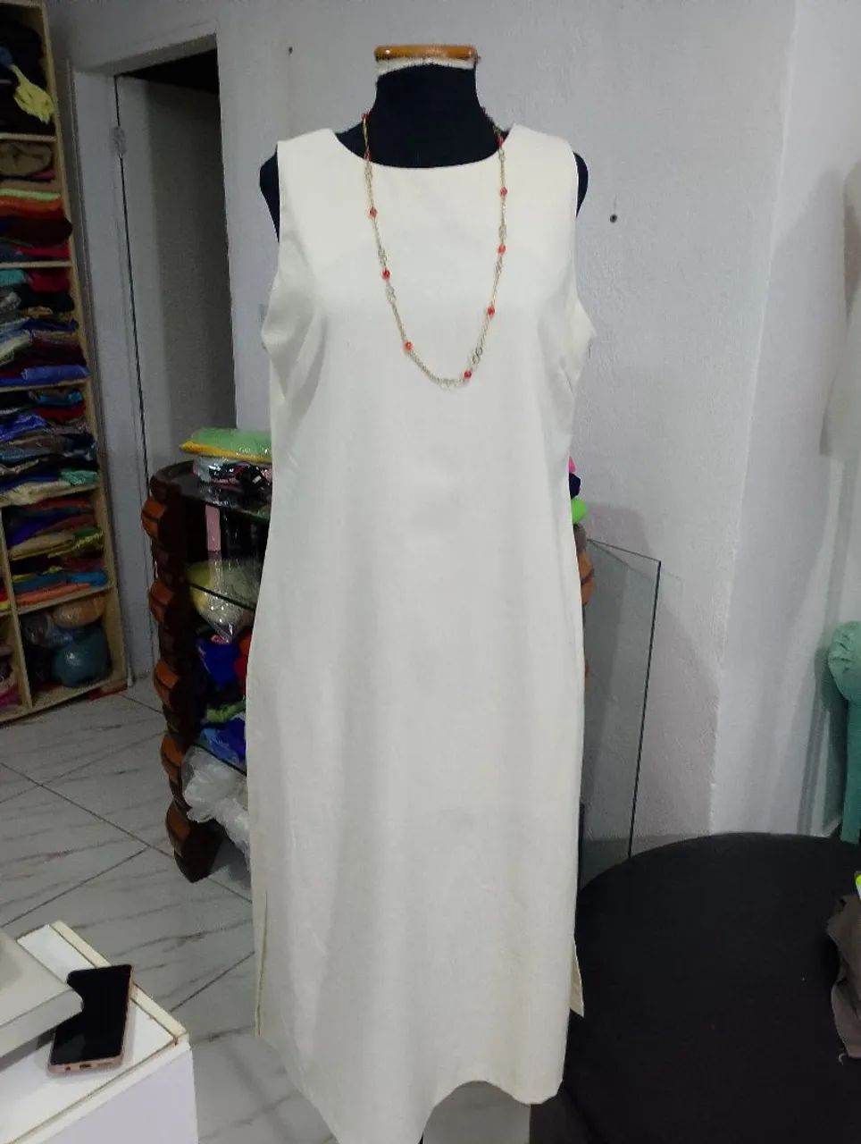 Vendo vestidos em linho 