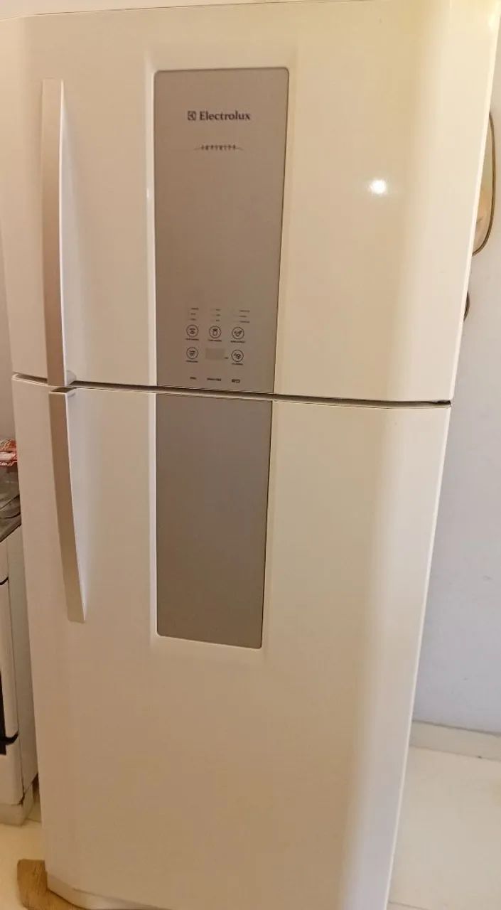 Geladeira electrolux 553l litros 127v modelo MF80