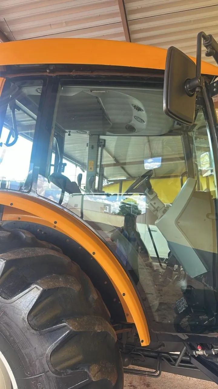 TRATOR VALTRA A134