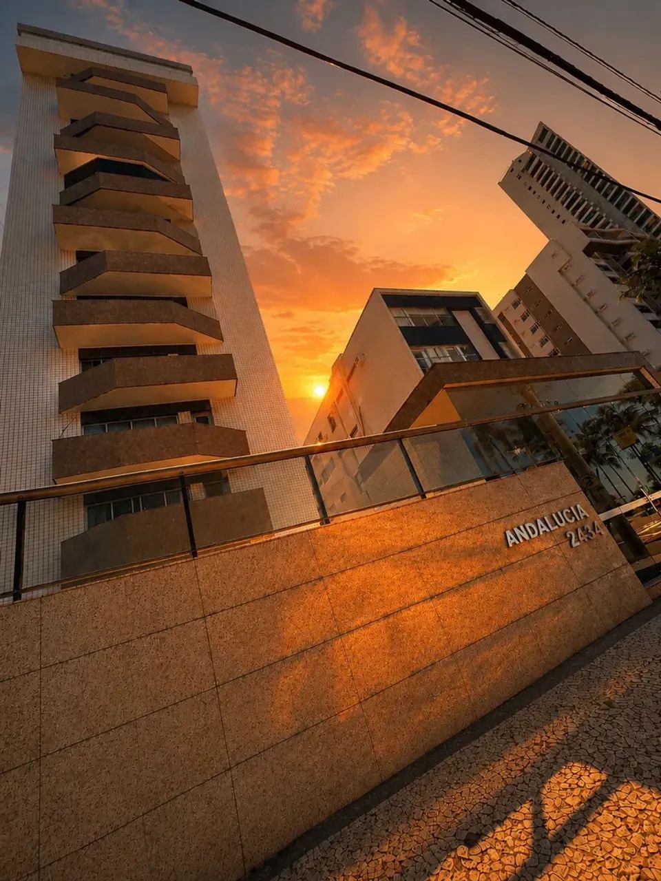Apartamento - 160 m², 4 quartos (EDIFÍCIO ANDALUCIA), AVENIDA BOA VIAGEM - MELHOR PARTE DA