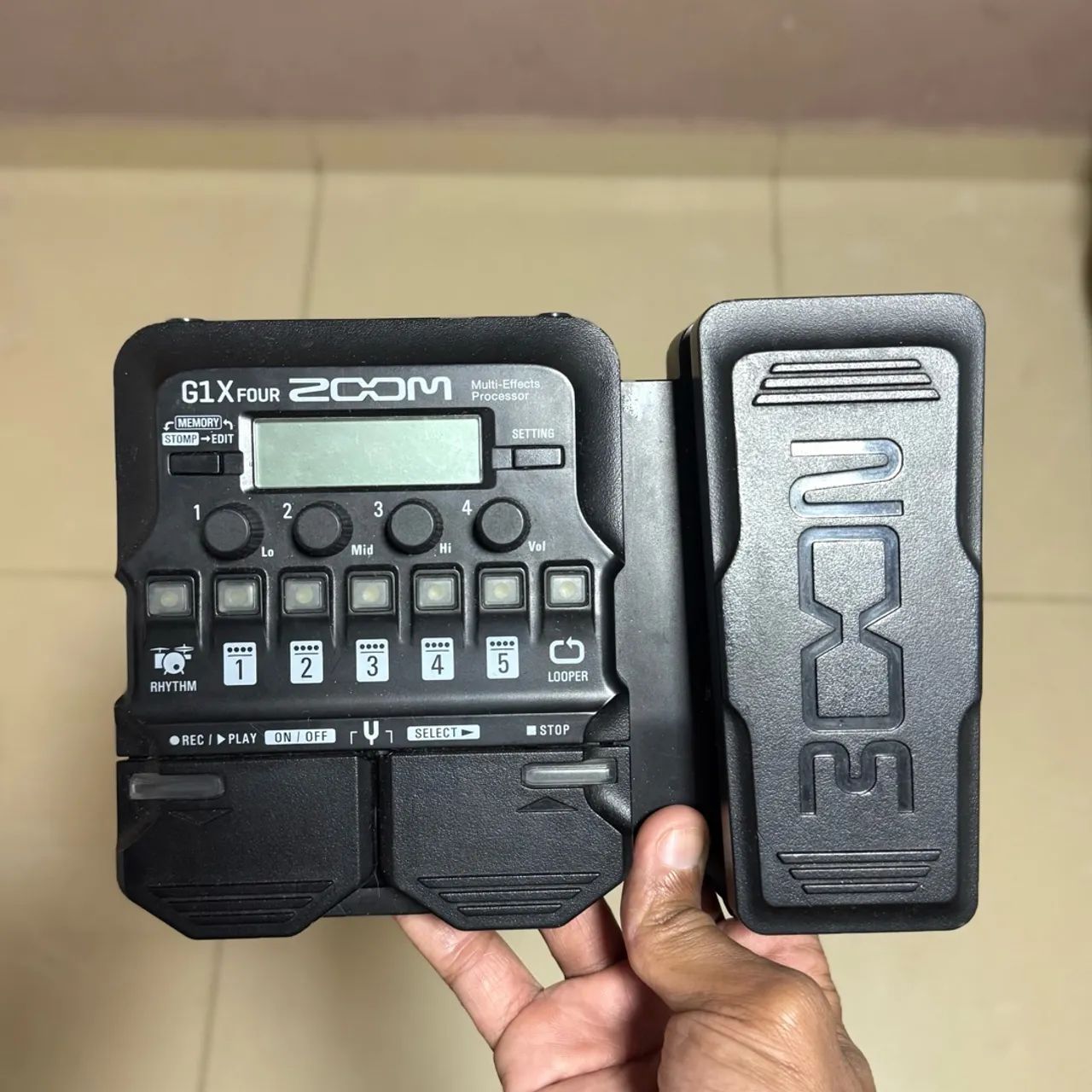 G1 X Four ZOOM 