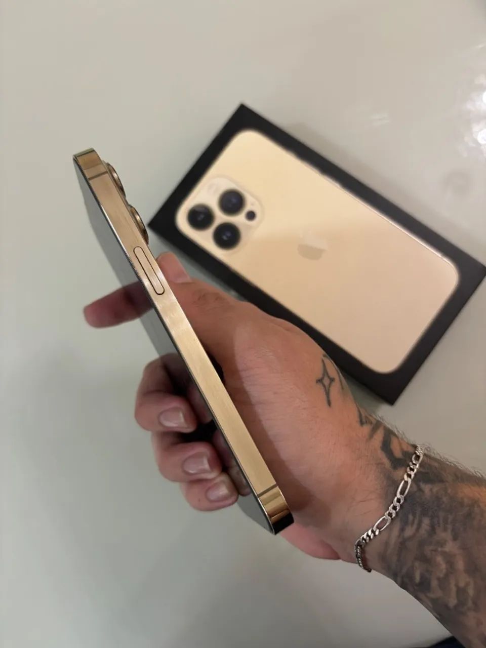 iPhone 13 Pro Gold - 256 GB | Todo Original - Com Caixa