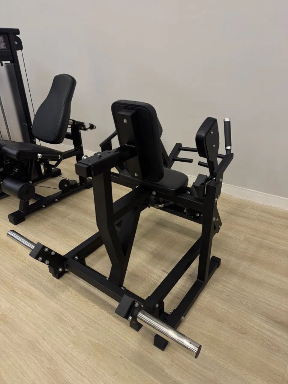 Abdutora 3D sentada profissional - plate loaded - comercial - Foto 2