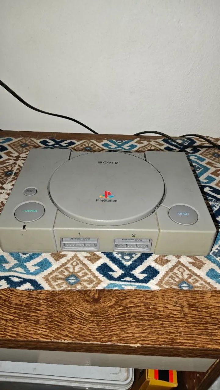 PlayStation 1 FAT Original Sony - Completo e Funcionando!