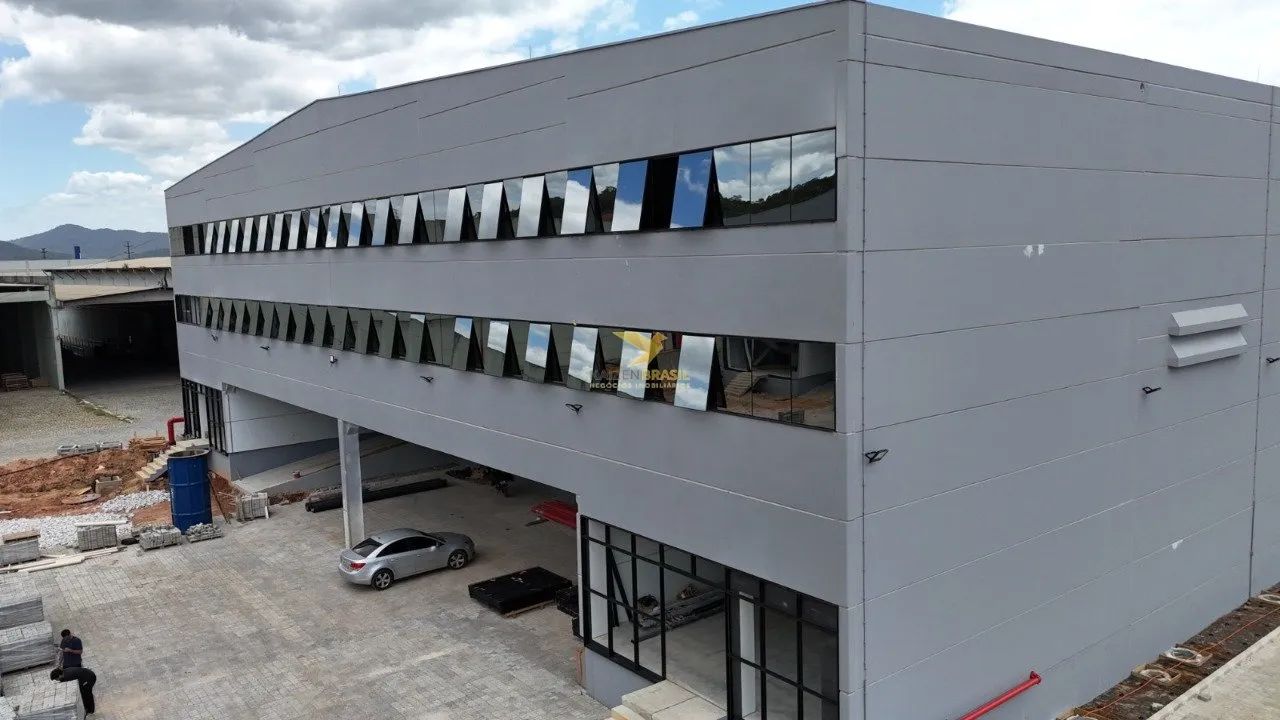 Galpão Logístico para Locação com 8.100m² | 6 Docas | Itajaí- SC - Foto 2