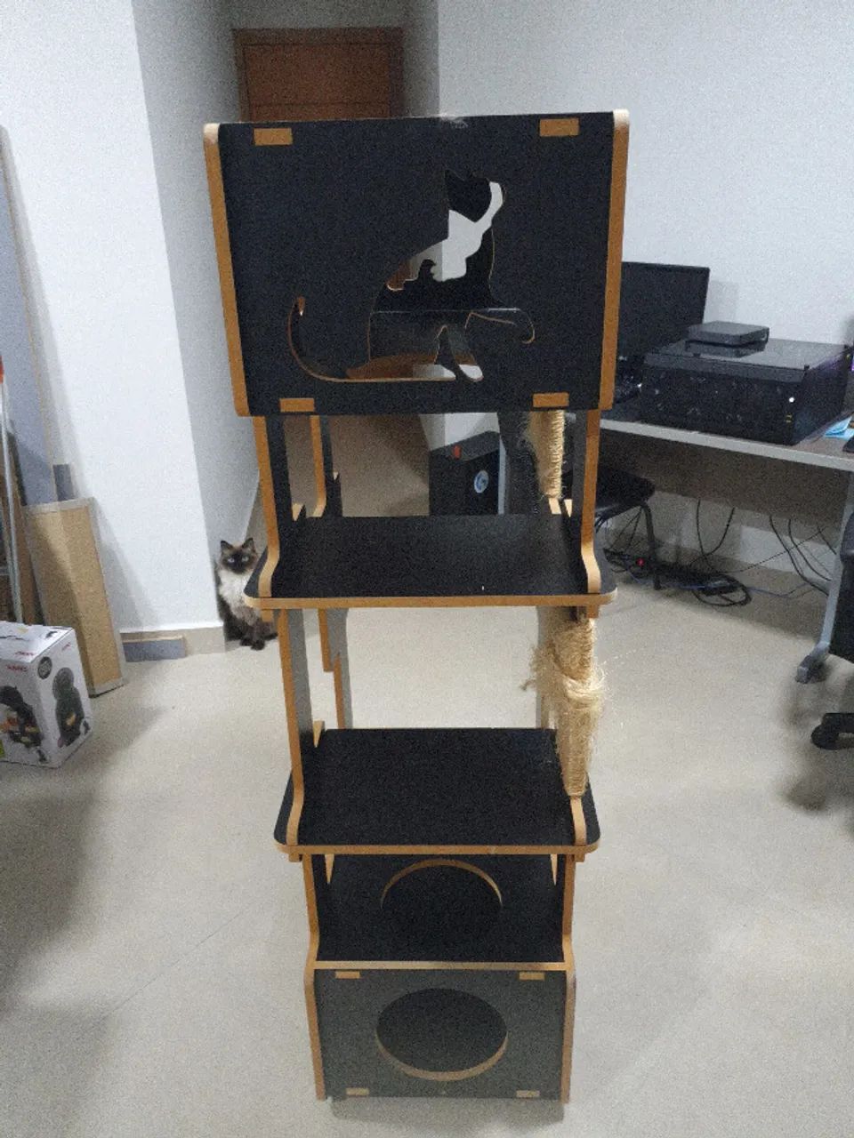 Torre para gatos