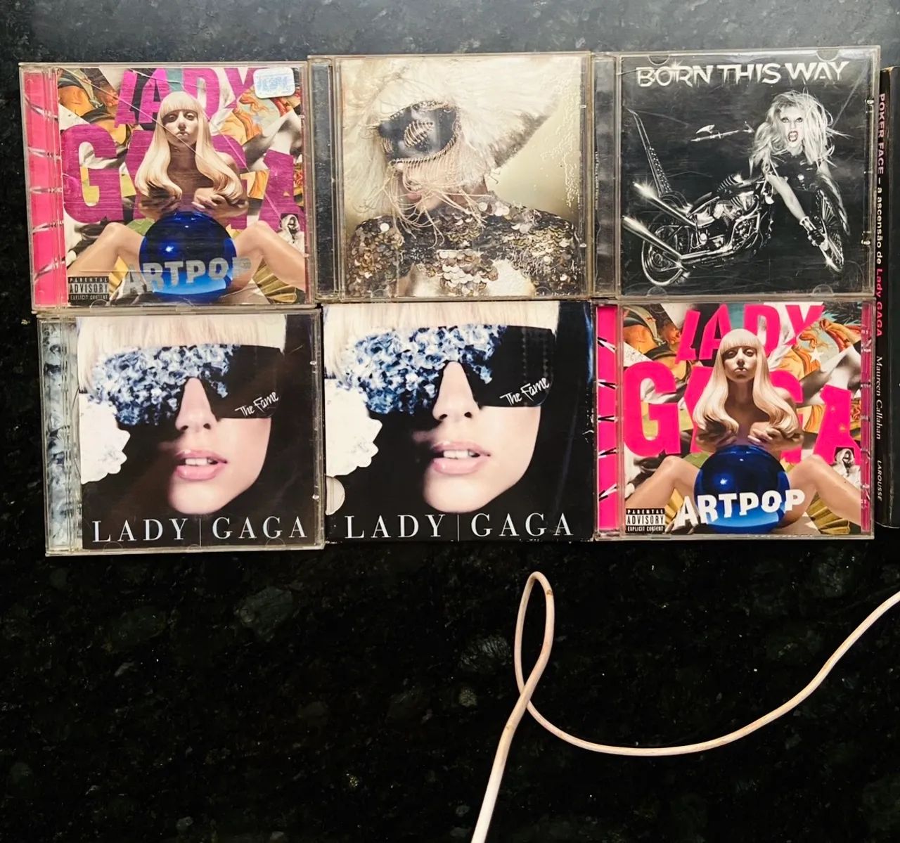 COLEÇÃO LADY GAGA - CDs E LIVRO