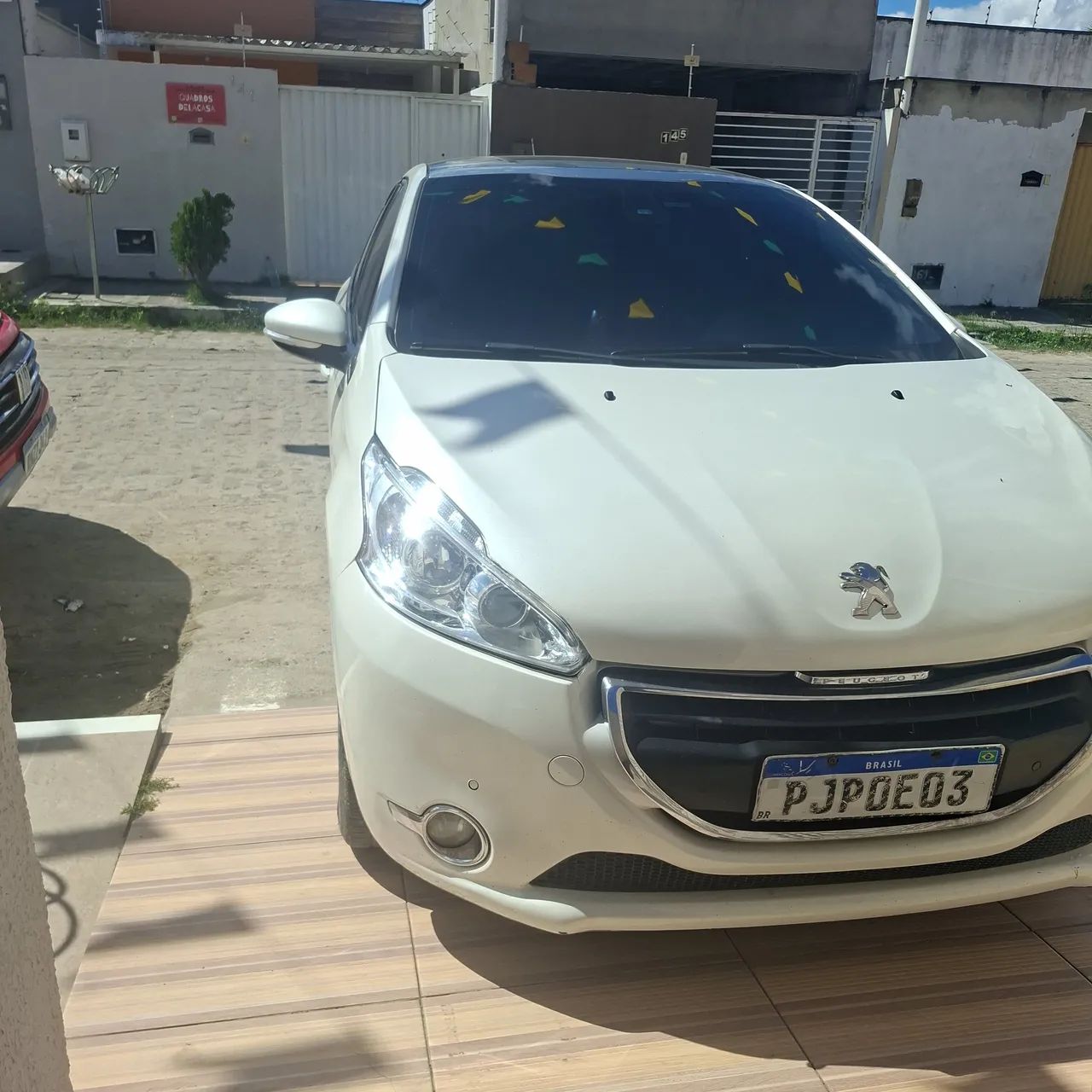 Peugeot 208 2016