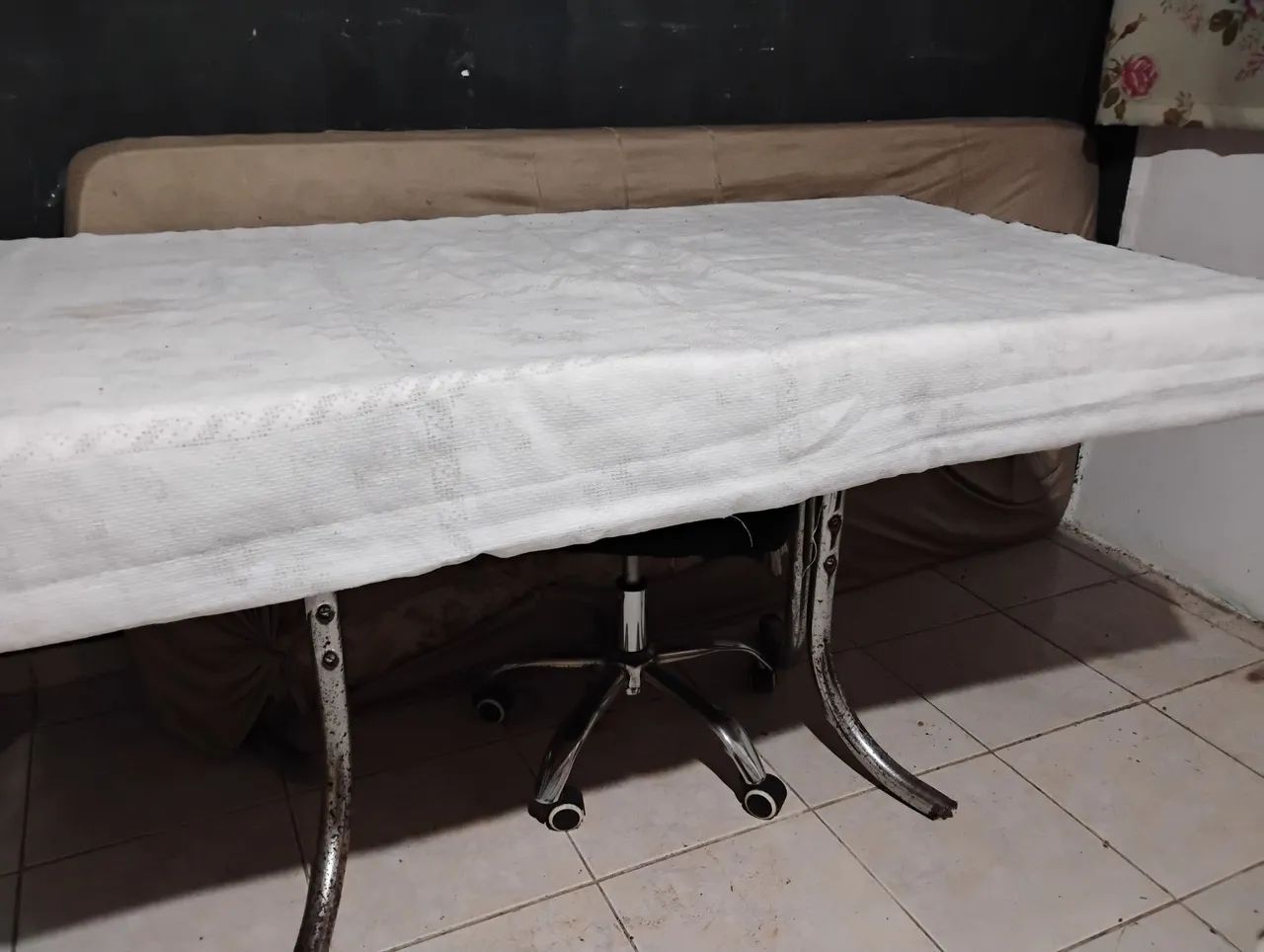 Mesa de jantar 80x45 - Foto 4