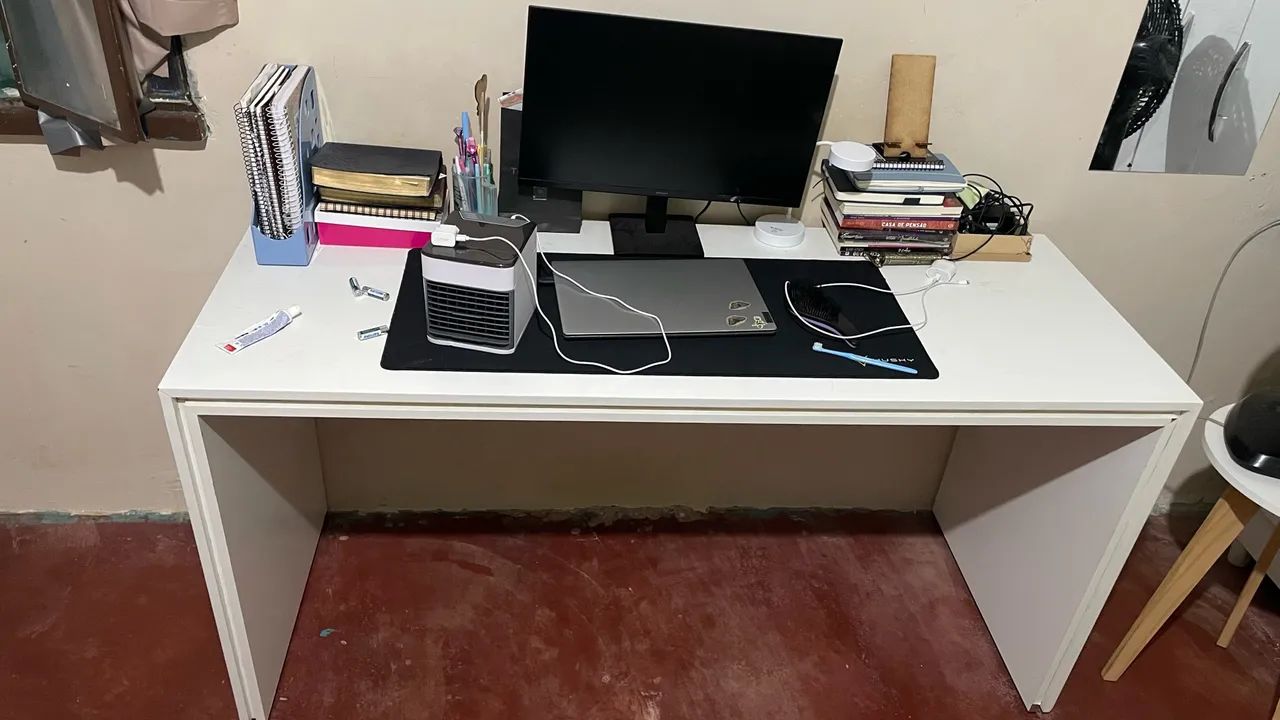 Mesa de estudo MDF