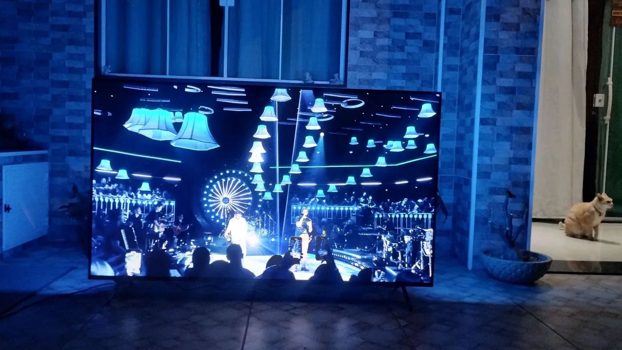 Vendo smart tv Philips 65 polegadas ambiligth  - Foto 5