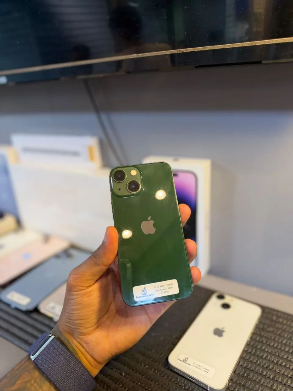 IPHONE 13 MINI 128GB<br>R$ 1.599