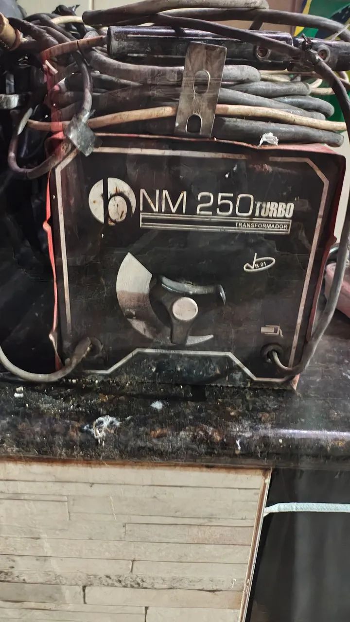 Máquina de Solda Bambozzi NM 250 Turbo - Foto 3