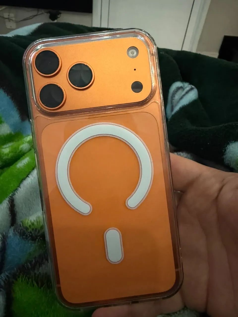 iPhone 17 pro Max laranja  - Foto 4