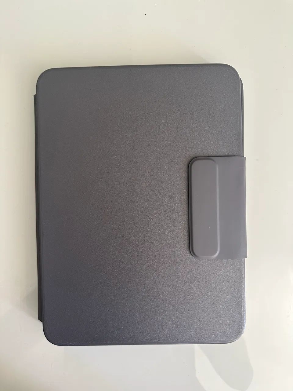 Capa Teclado Logitech para iPad 10ª e 11ª A16 - Grafite - Foto 3