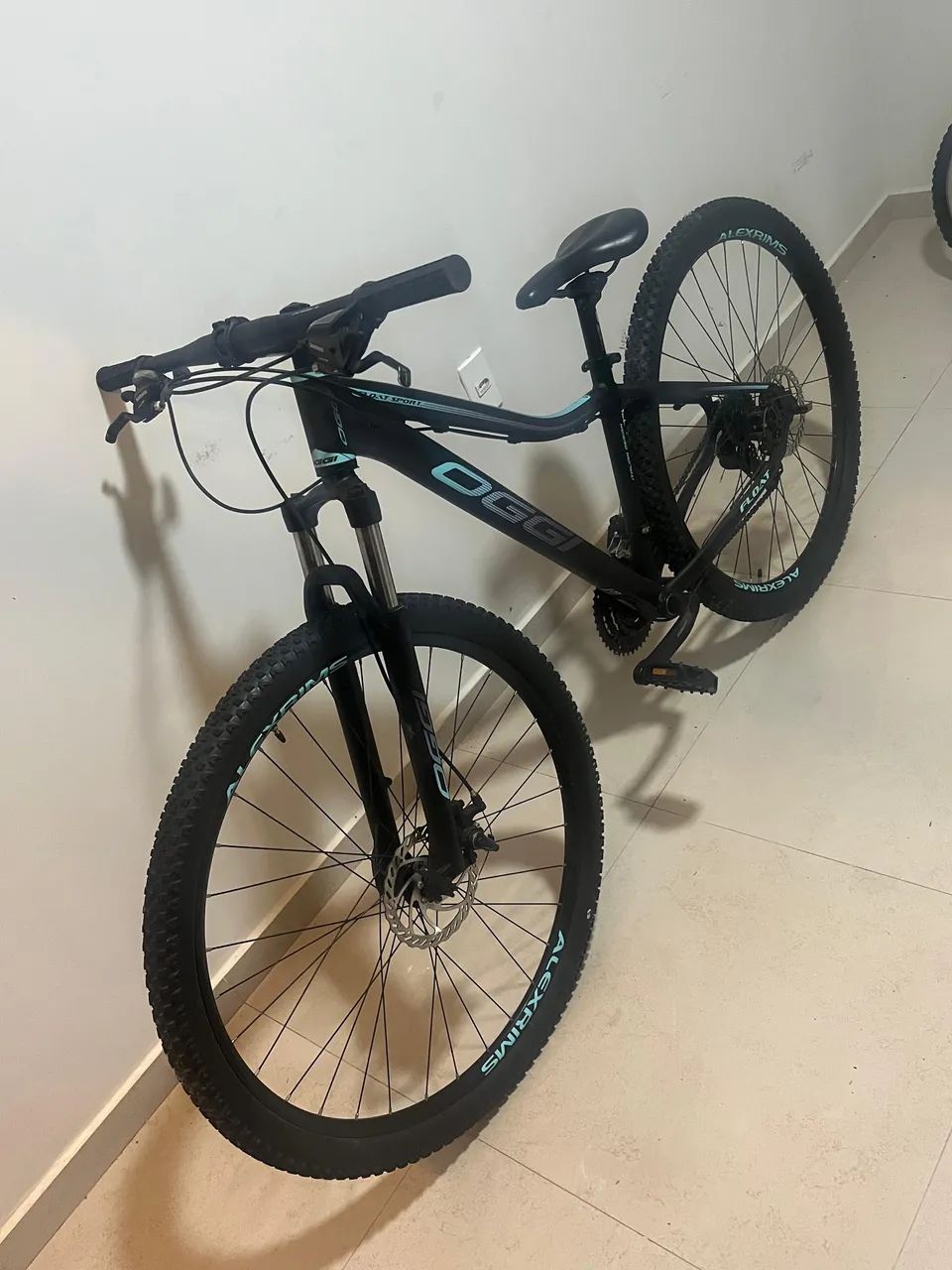     Bicicleta Aro 29 - Excelente Estado