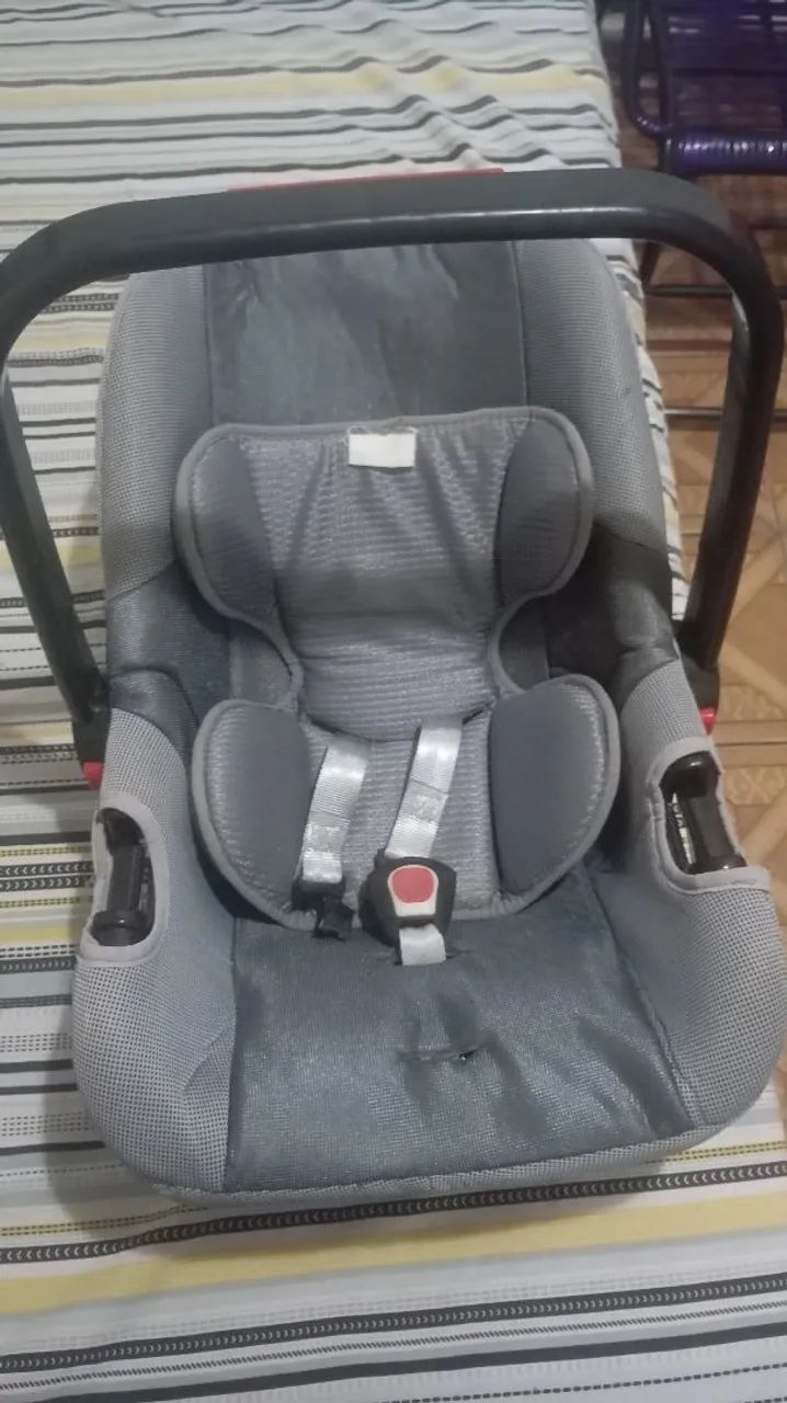 Cadeirinha de bebê para carro 