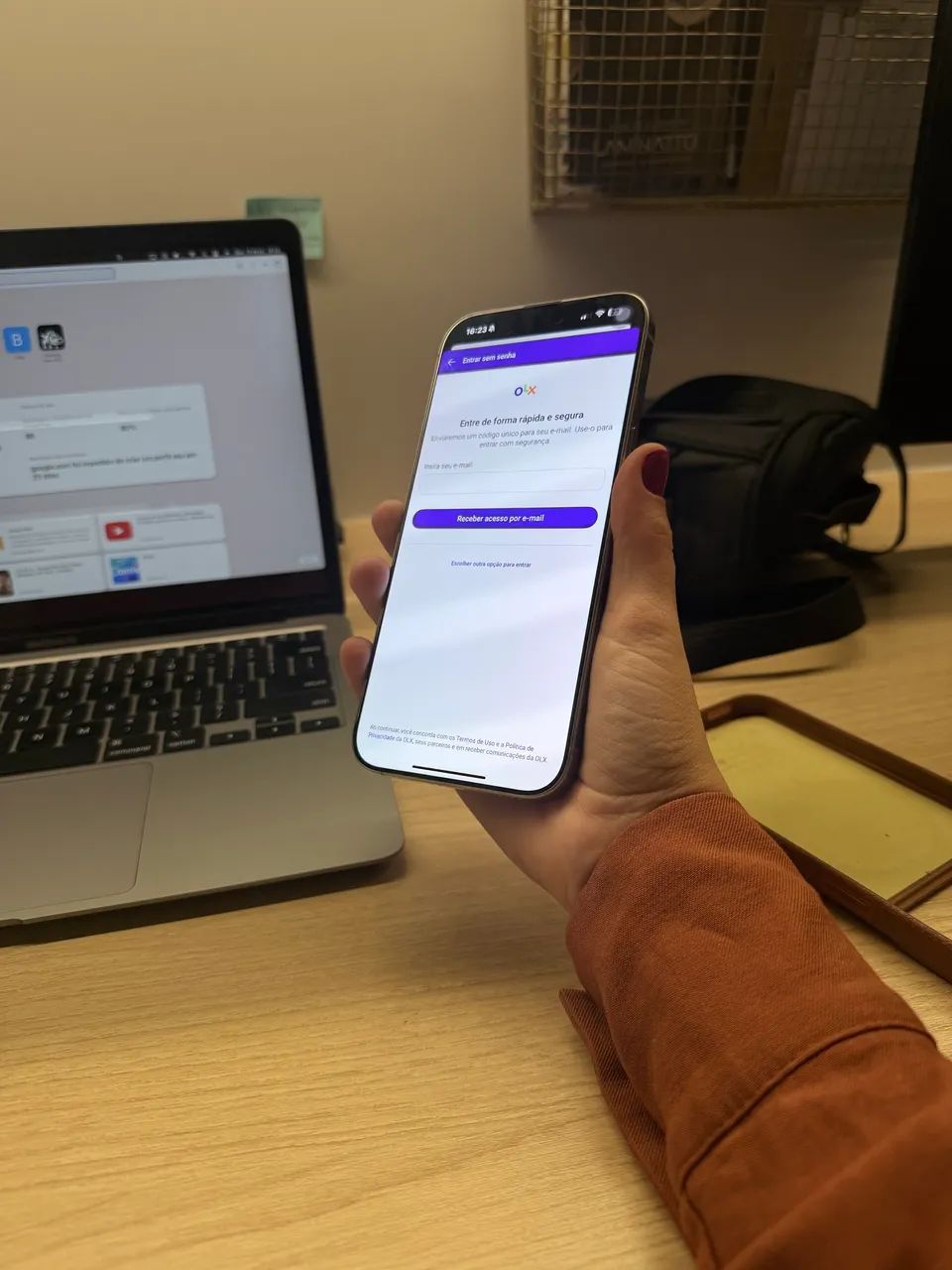iPhone 16 pro max 256 ( na garantia ainda) 
