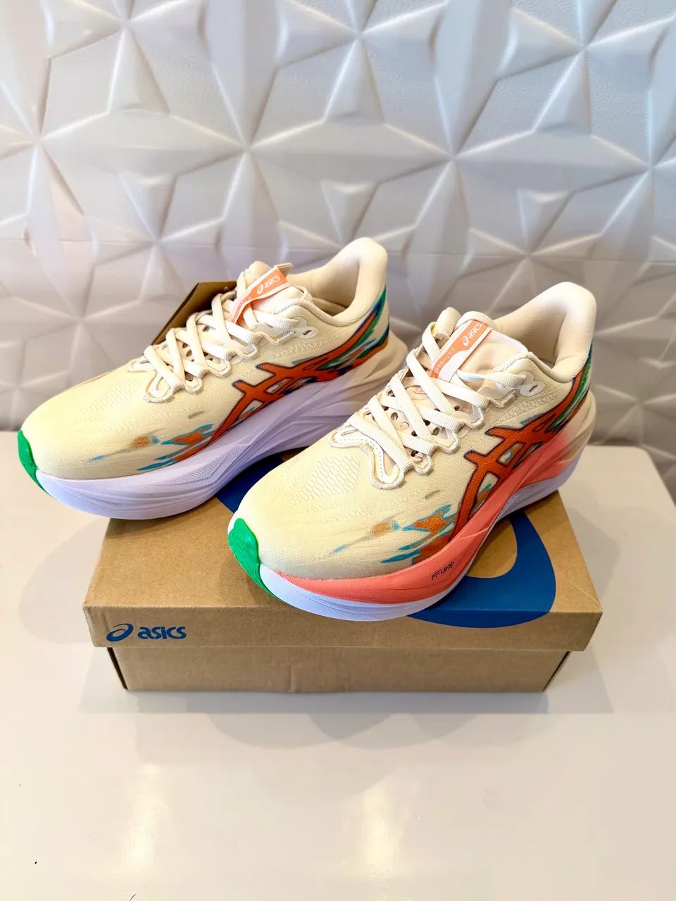 Asics SuperBlast 3 Tamanho 36 e 38  - Foto 4