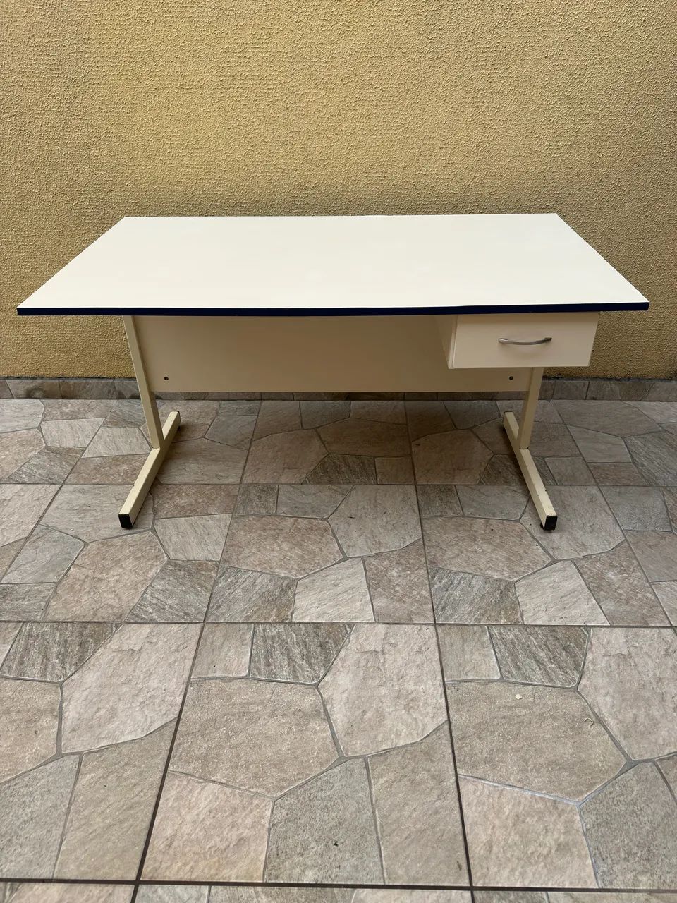 Mesa de escritório/escrivaninha. ENTREGO !!