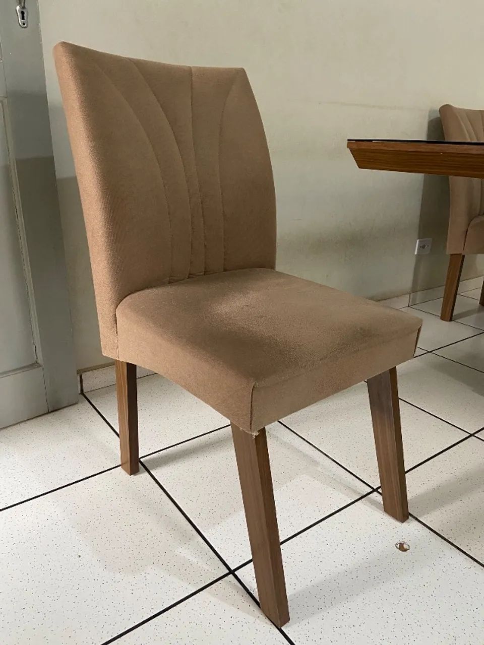 Mesa de jantar com 6 cadeiras 1,80x0,90 - Foto 4
