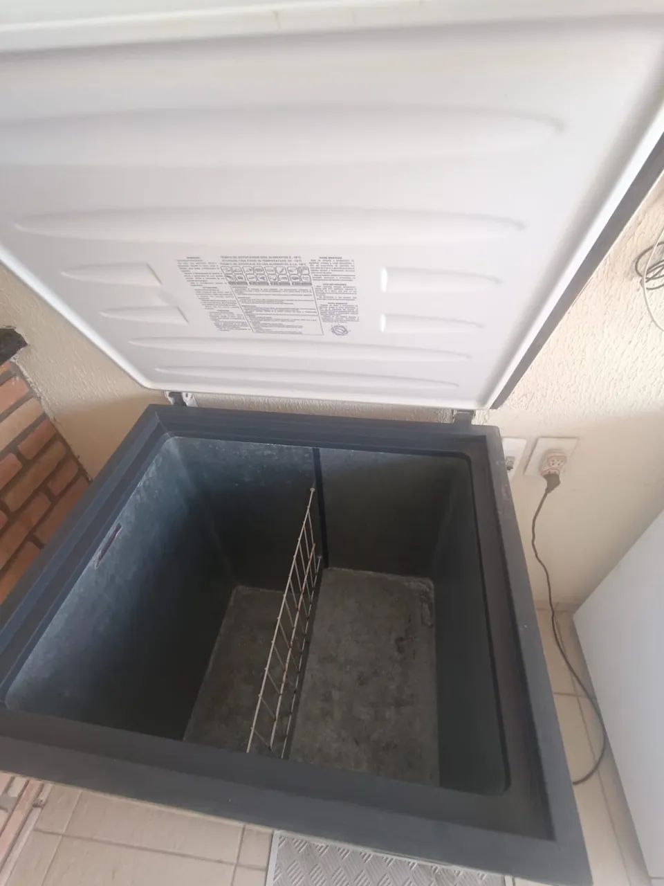 Freezer Horizontal Esmaltec  215L Branco - Funcionando Perfeitamente - Foto 2