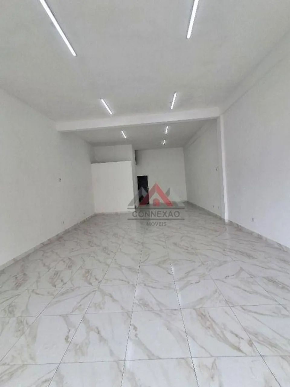 Salão para alugar, 105 m² - Calmon Viana - Poá/SP - Foto 5