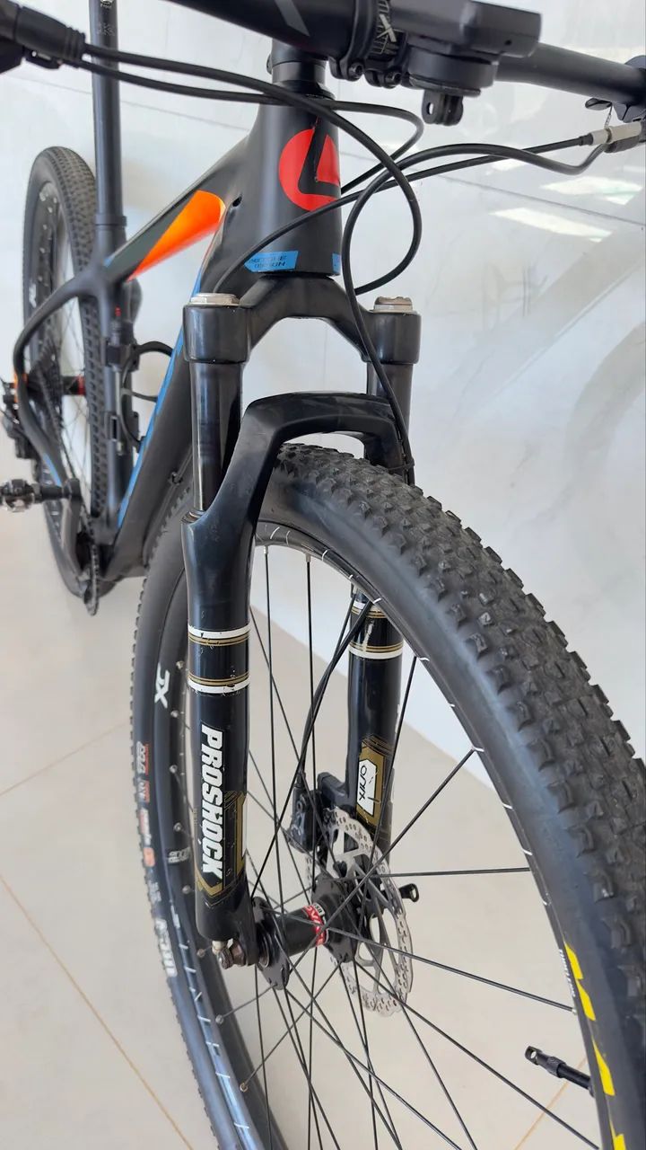 Bicicleta carbono aro 29 - Foto 3