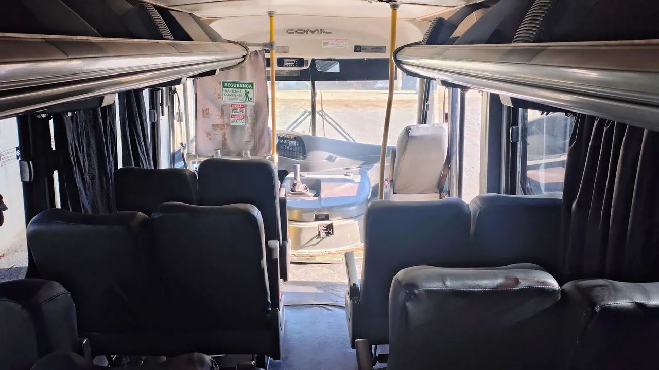 Micro ônibus Comil  VW 8.160 (2013) - 24 + 1 Lugares - Foto 5