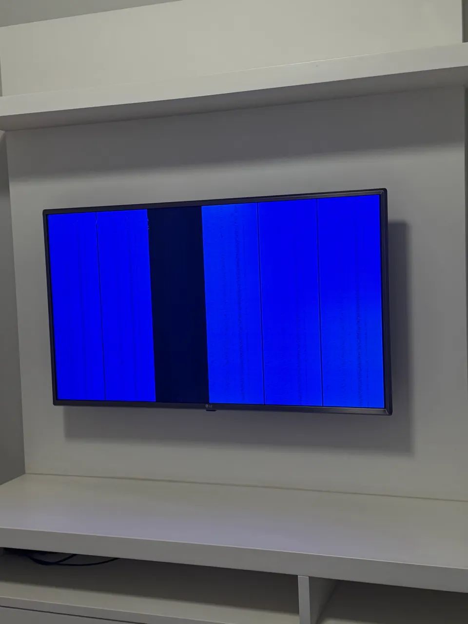 Televisão LG de 45 polegadas com defeito  - Foto 2