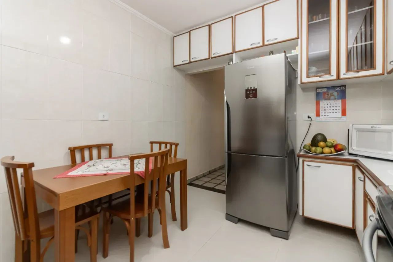 Cupecê: Sobrado com 100 m² com 4 dormitórios  sendo 2 suítes,2 vagas.