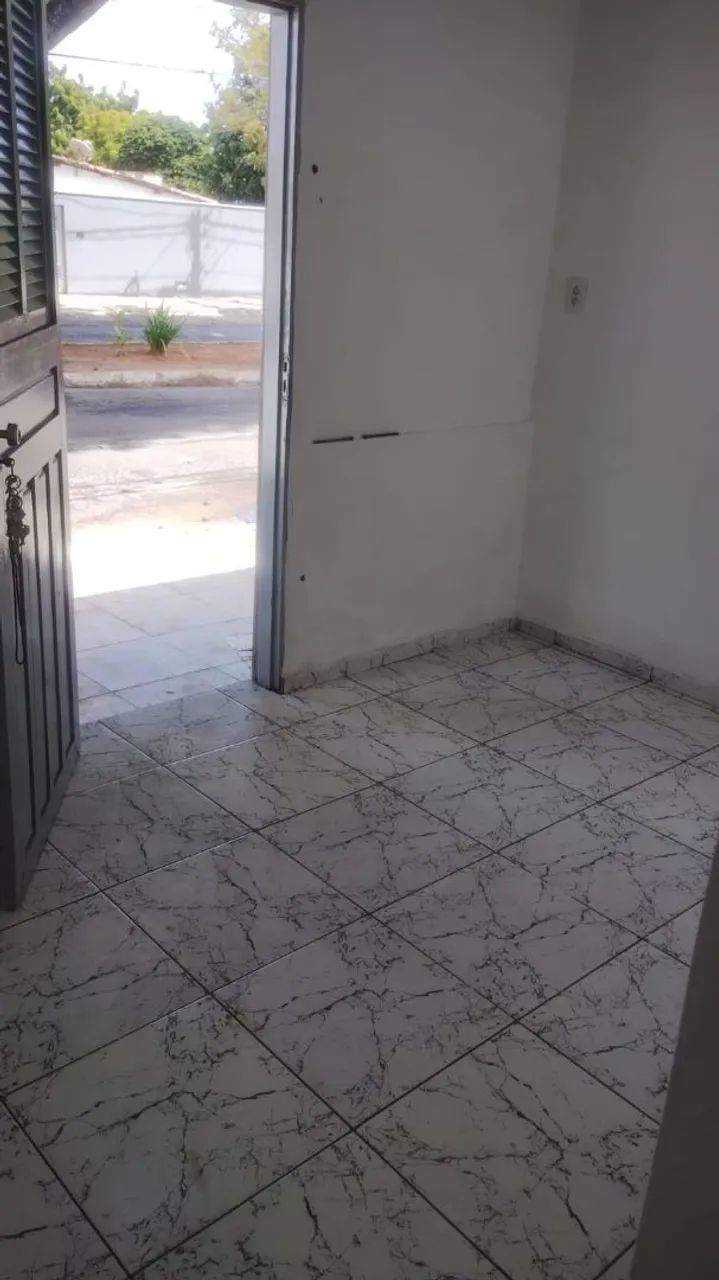 Alugo casa próximo ao nortshoping 