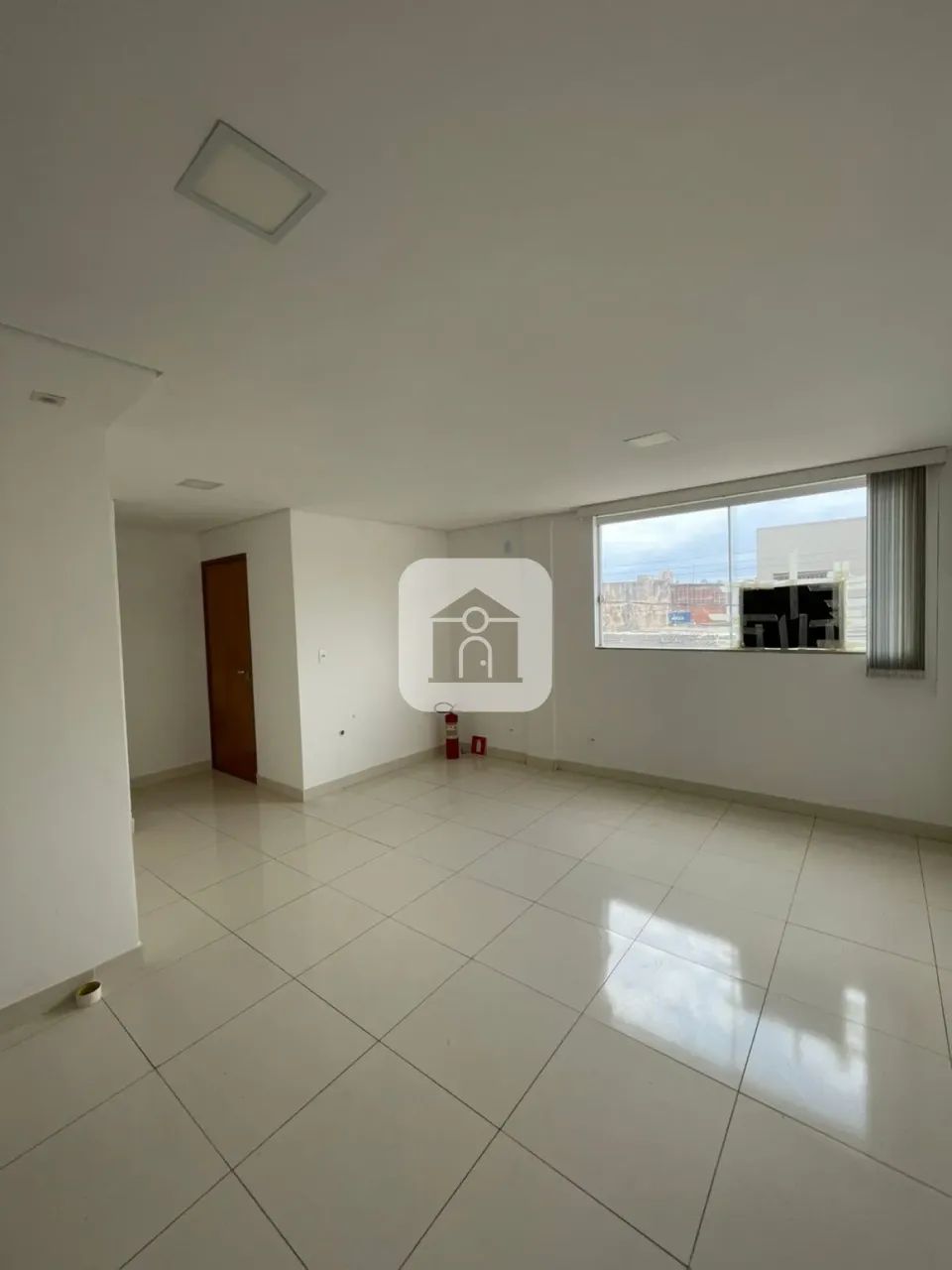 Sala comercial para locação no bairro Bom Jesus