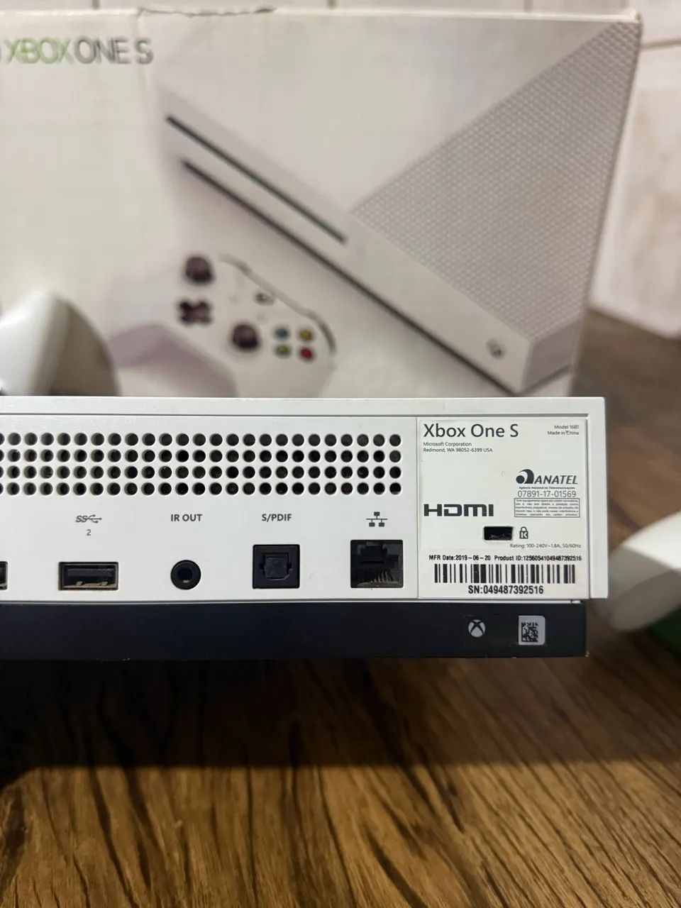 Xbox One S 1T - Foto 3