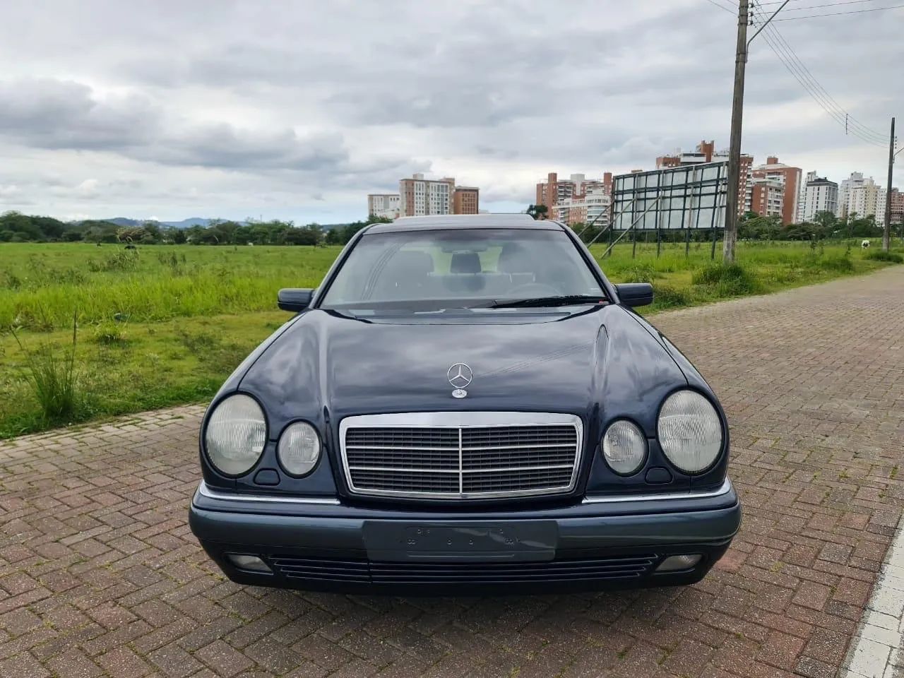 Mercedes-Benz E-320 E-320 1997