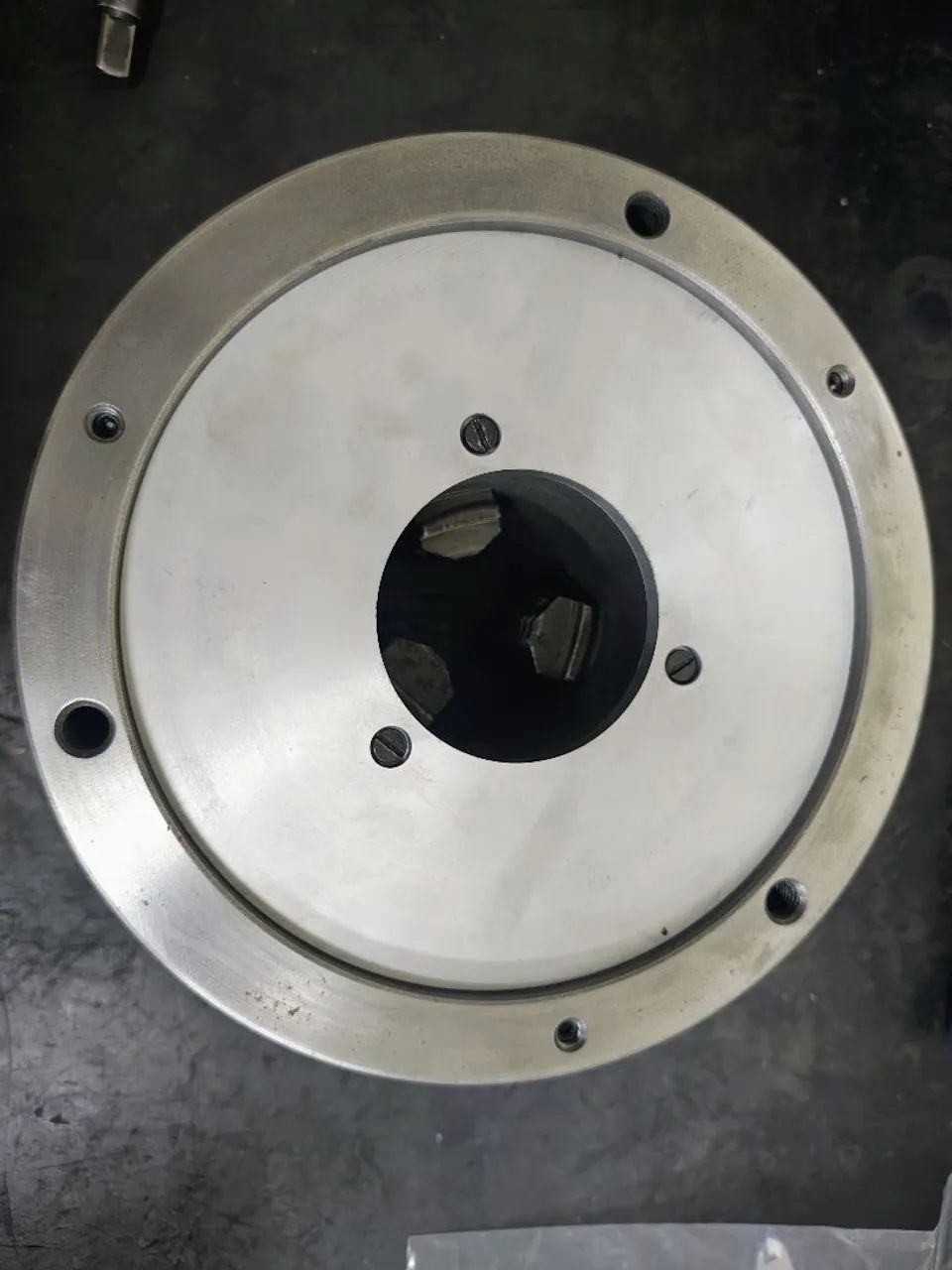 Placa 3 castanhas 10" para torno  - Foto 6