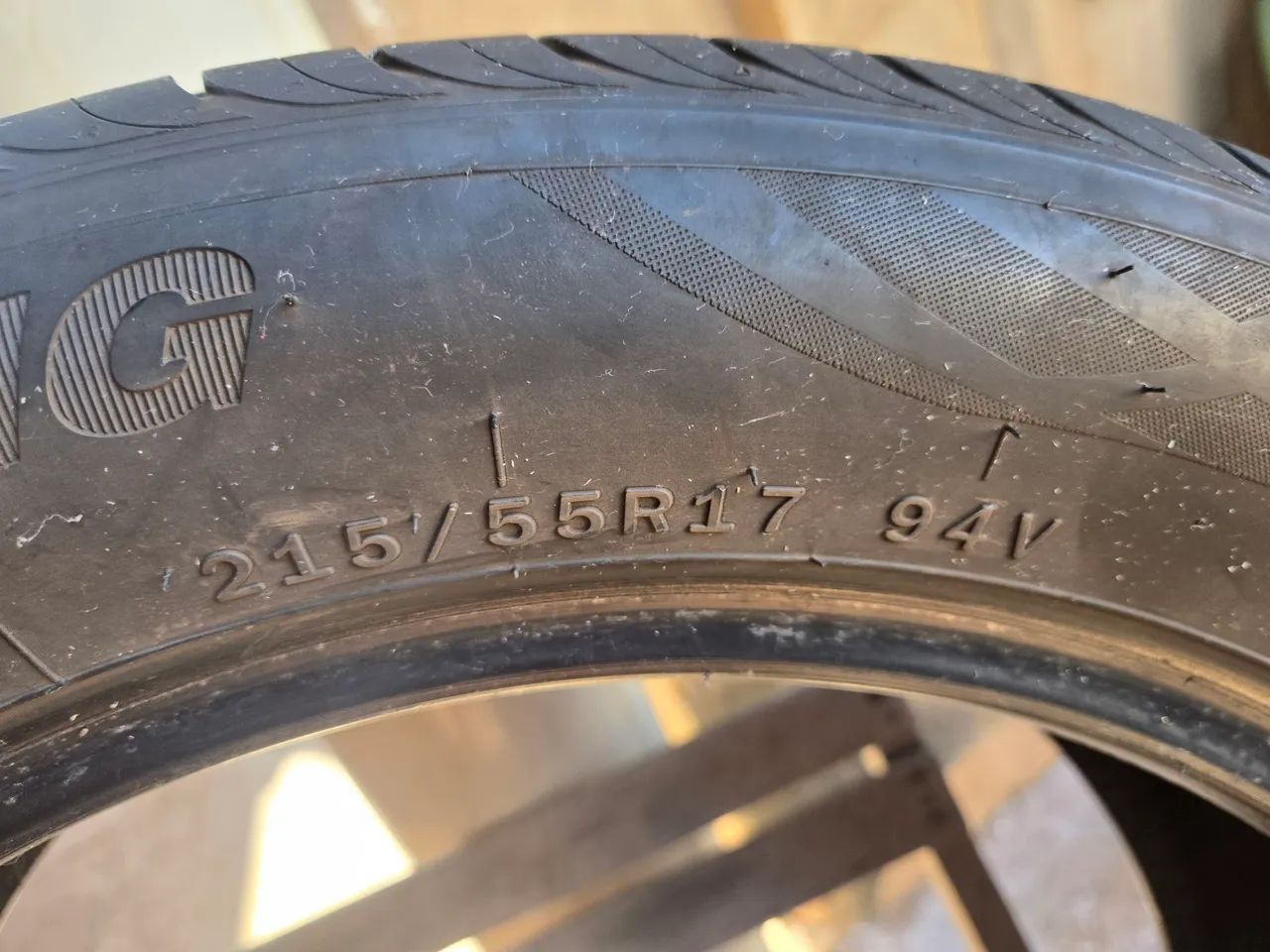 PNEU  255 / 55 R17  - Foto 2