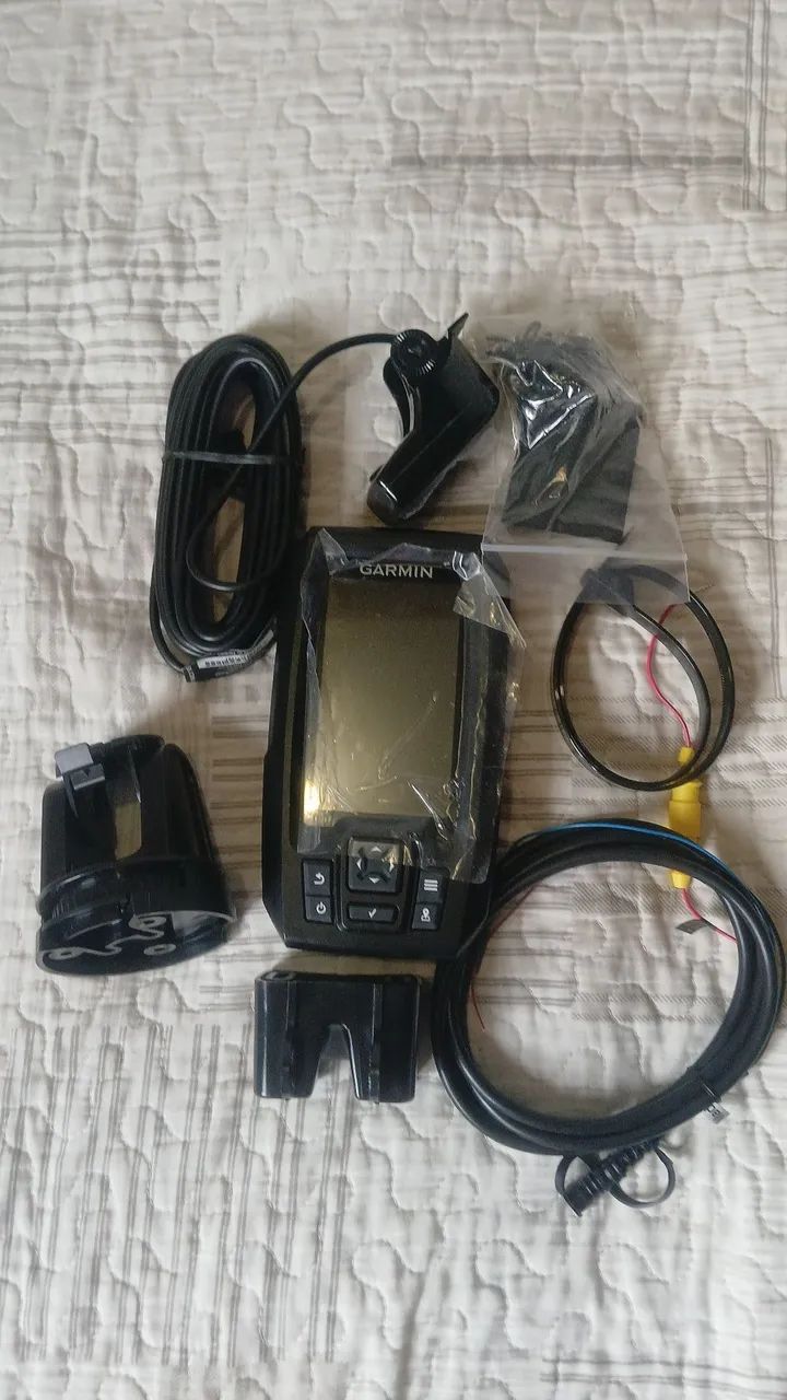 Sonda GARMIN striker 4 plus