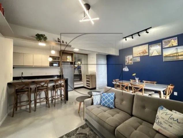 Apartamento à Venda em Jurerê - A 200m da Praia