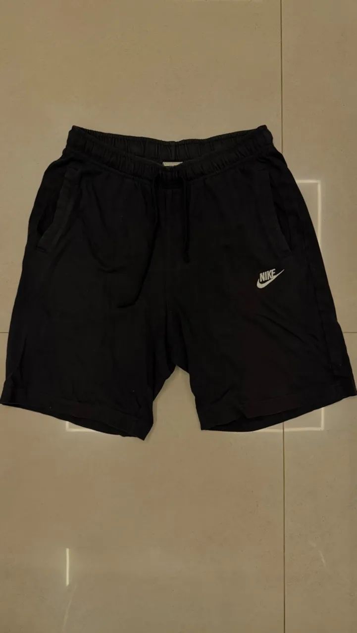Bermuda Moletom Nike Preta P