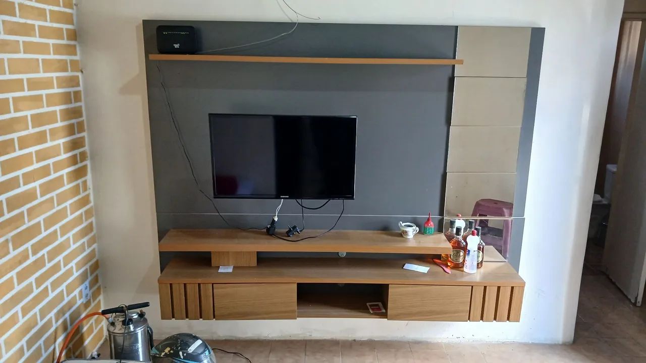 Vendo Painel com rack integrado