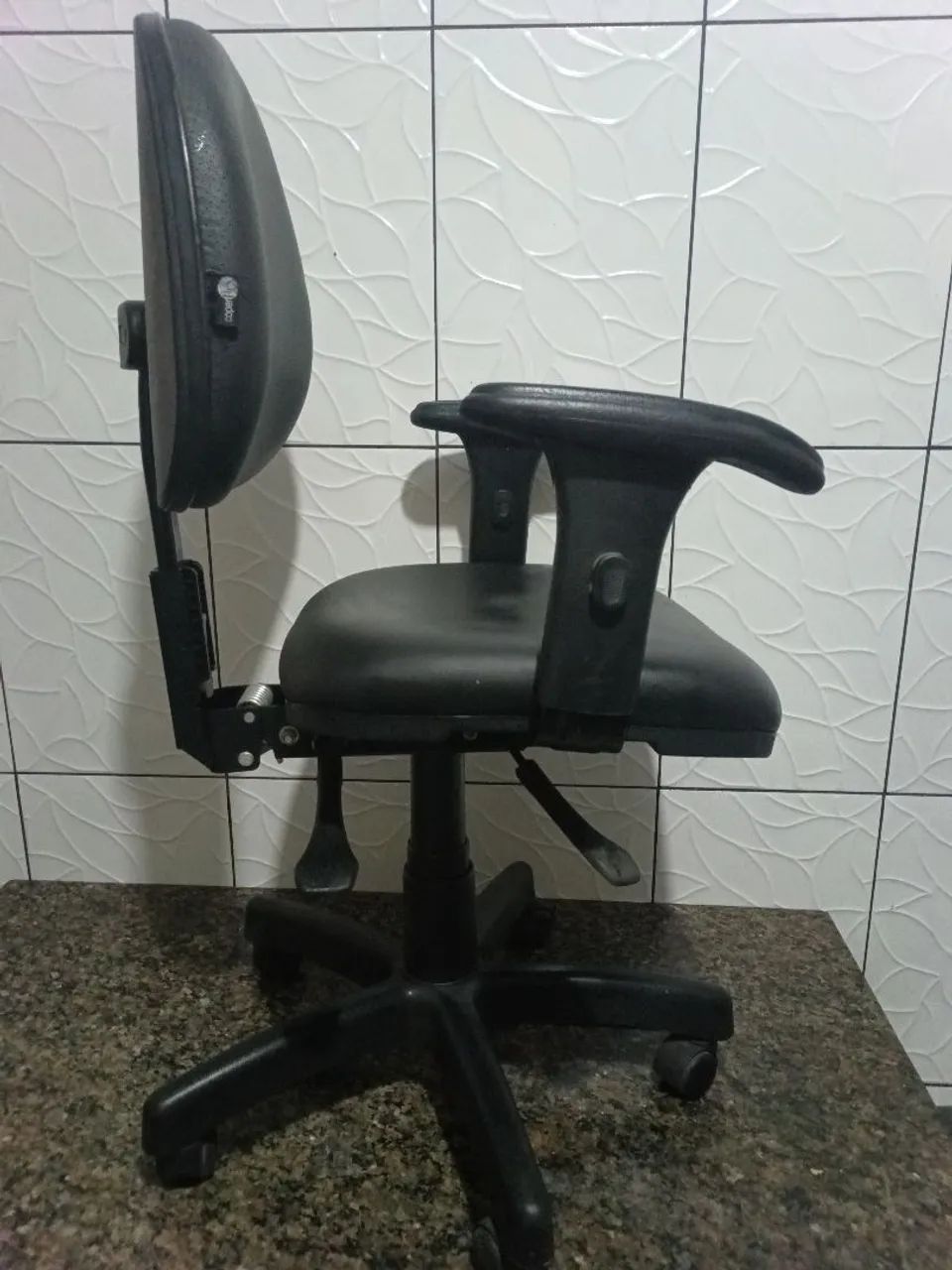 Cadeira de escritório home office  - Foto 4