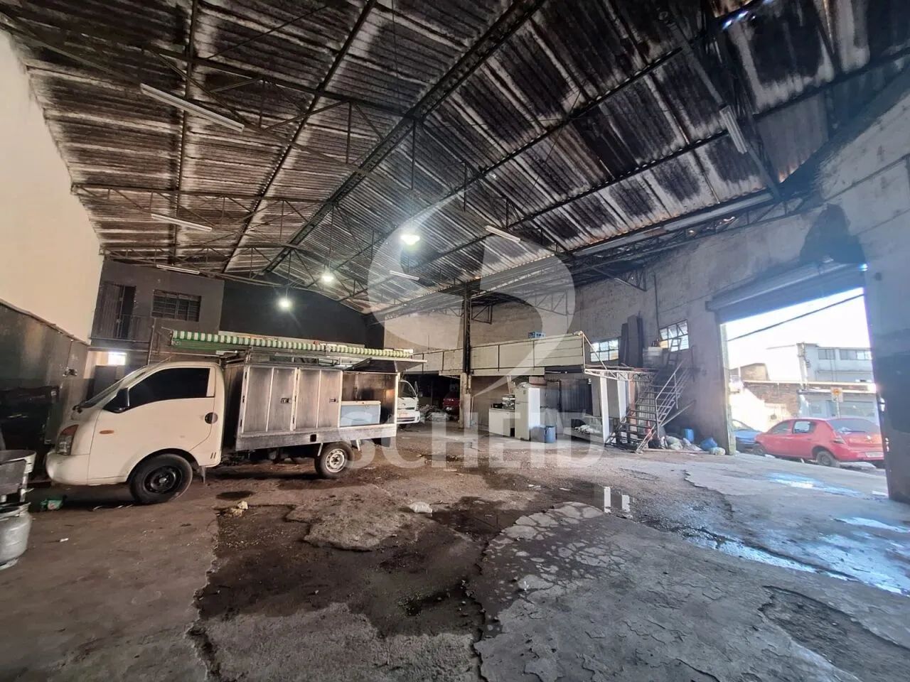 Galpão a venda de 439,00m² útil, com 3 vagas no Jardim Luso - Foto 3