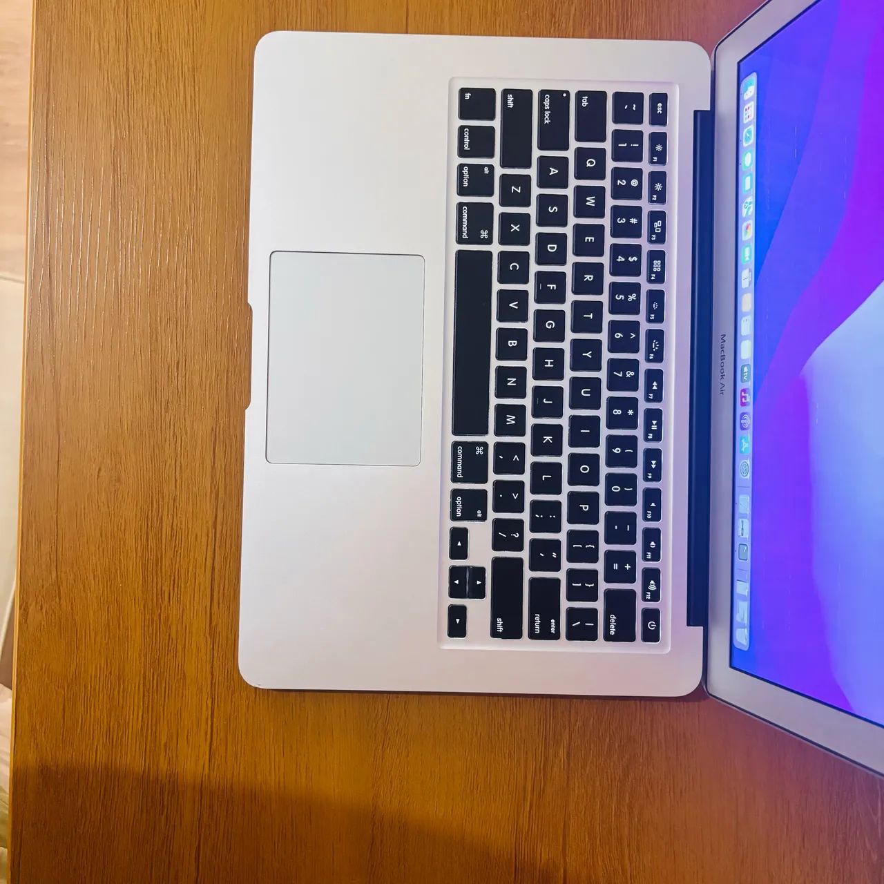 MacBook Air 13 2017 i5 8GB 128GB SSD - Seminovo Impecável